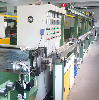 Goede prijs. Warme verkoop Professionele kabel extrusie lijn voor 1,5 mm-8 mm draad kern in de verwerkende industrie Made in China online